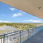 Ocean Front Condo W Incredible Views