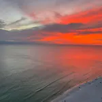 Ocean Front Condo W Incredible Views